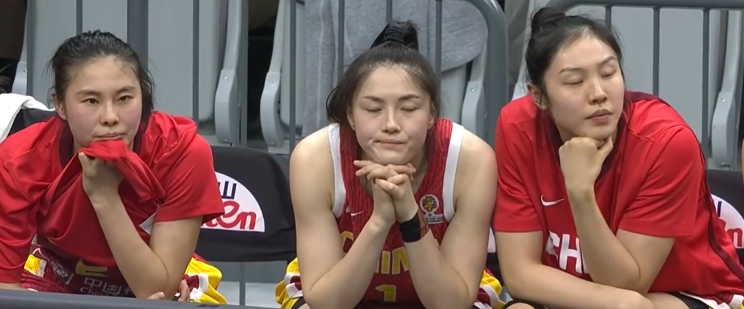 中国女篮15分惨败原因曝光！4人表现拉胯，宫鲁鸣强推新人引争议